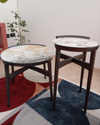 Coppia tavolini in rovere e grés