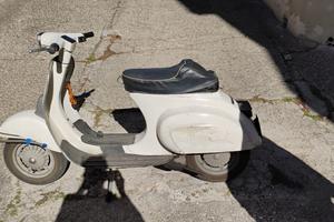 Piaggio Vespa 50 Special (V5B3) - 1976
