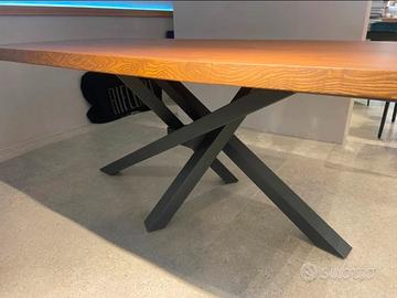 Tavolo in legno Shangai