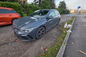 golf 8 r-line 1.5 130cv