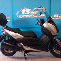 YAMAHA X-MAX 300