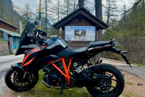Super duke gt