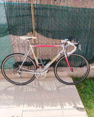 bici da strada in acciaio Bombardieri campagnolo 