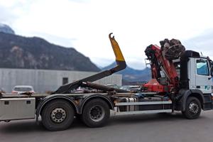 MERCEDES SCARRABILE E GRU PENZ - 3 ASSI