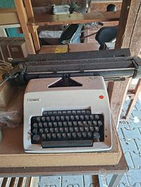macchina da scrivere