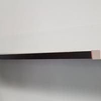 Mensole marrone nero