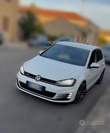 Volkswagen Golf 7 GTD 11/2015 Sport&Sound
