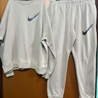 tuta completa nike