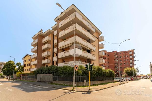 3 LOCALI A TREZZANO SUL NAVIGLIO