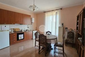 CASA SEMINDIPENDENTE A MONTESARCHIO