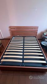 Letto matrimoniale con doghe e materassi