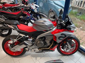 Aprilia Tuono 660