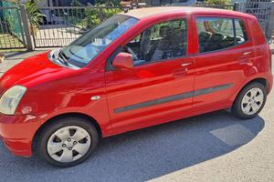 KIA Picanto 2004 (trattabile)