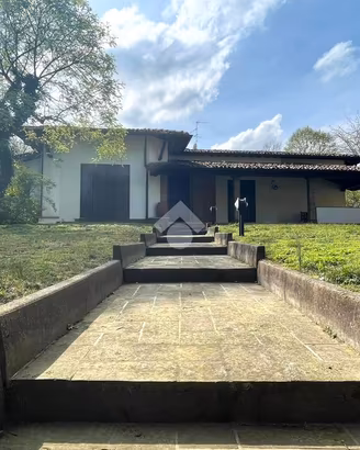 VILLA SINGOLA A CASTELLEONE