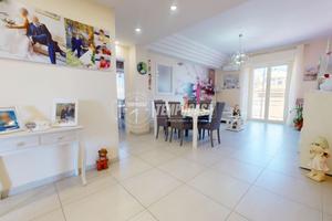 Appartamento Panoramico di 100 mq con Garage e S