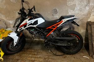 Ktm duke 2019
