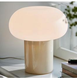 lampada da tavolo 
