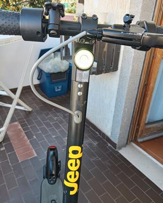 Monopattino Jeep 2xe Sentinal 