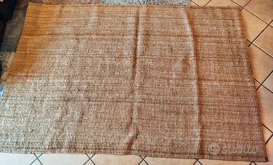 Tappeto rettangolare in iuta 