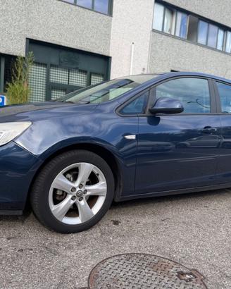 Opel Astra 1.6 115CV 5 porte*Neopatentati*Cerchi*