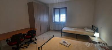  camera  singola , camera doppia, bagno privato 