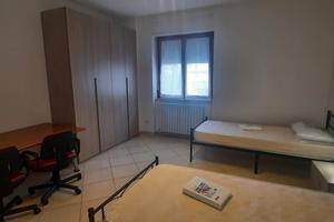  camera  singola , camera doppia, bagno privato 