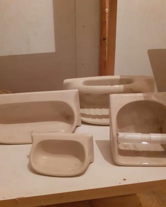 Accessori bagno in ceramica