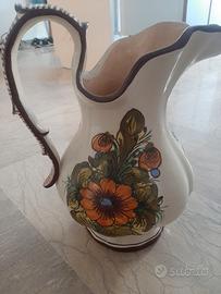 giara in terracotta dipinta