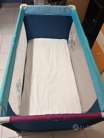 Letto da campeggio e seggiolone pappa