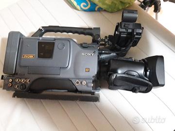 TELECAMERA SONY HD MINI DV E DV CAM 300 Euro