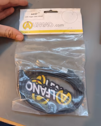 USB per caricare la batteria Alfano 