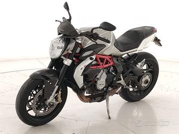 MV Agusta Brutale 800