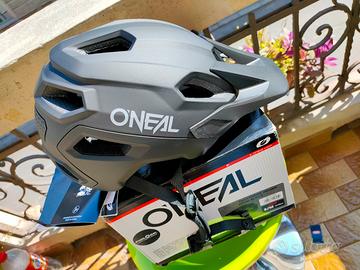 O'NEAL HELMET SOLID S/M