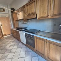 cucina , cassapanca , e tavola 