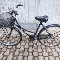 Bicicletta city bike Atala bici 26 con cestino