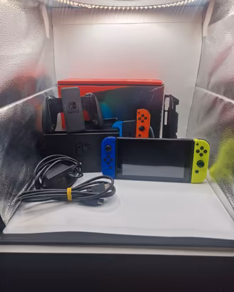 Nintendo Switch 32GB Modello V2 Completa 
