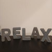 scritta Relax 