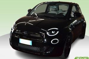 FIAT new 500e - LA PRIMA BY BOCELLI BERLIN U190596