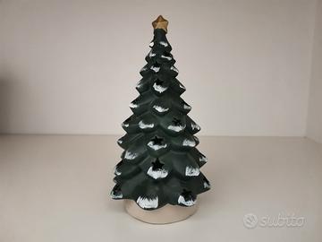 Alberello di natale di ceramica dipinta a mano