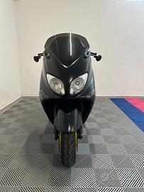 YAMAHA TMAX 500