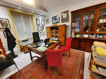 Appartamento di 147 m² con 5 locali a Latina
