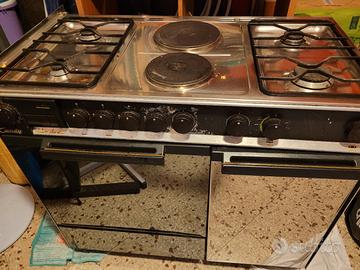 4 fuochi con forno elettrico e piastre a induzione