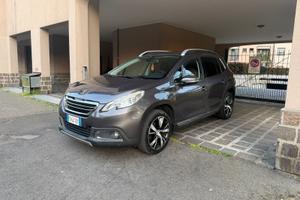 Peugeot 2008 BlueHdi 100 S&S Black Matt