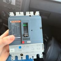 INTERRUTTORE SCATOLATO MERLIN GERIN NS160N