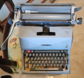 Macchina Olivetti 82 Diaspron anni 70