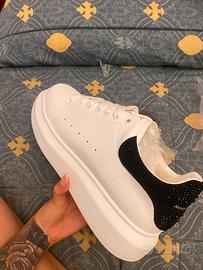 Alexander McQueen 43