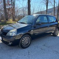 Renault Clio 1.4 16V 3p Luxe NEOPATENTATI