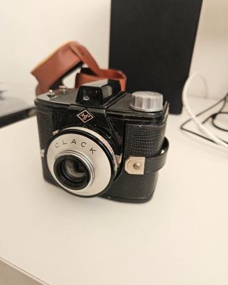 PREZZO LIBERO  Agfa Clack Camera con custodia