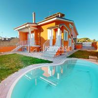 VILLA TRIFAMILIARE COMPLETAMENTE RISTRUTTURATA