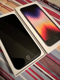 iPhone SE 2022 128 GB Nov.2023